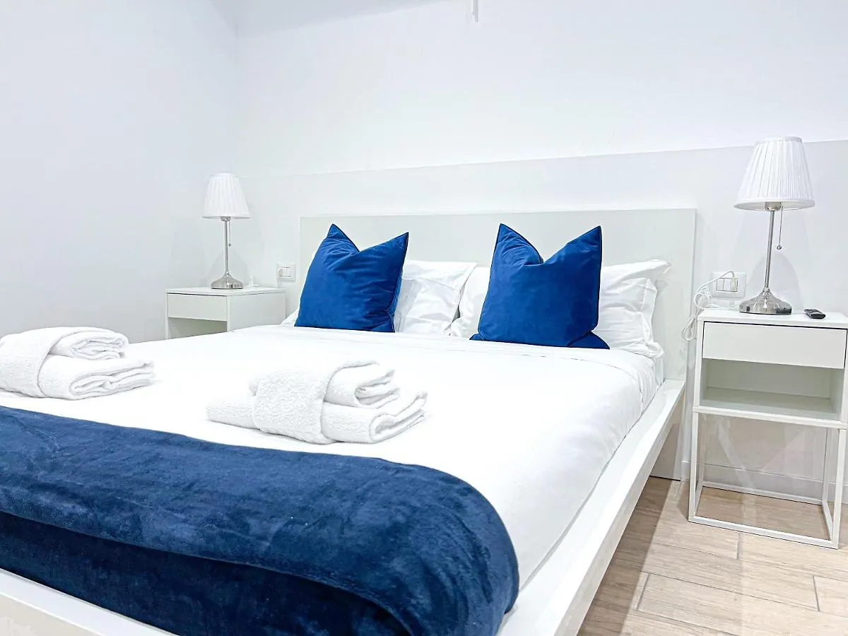 Apartment The Boutique Houses Milan - Sapphire Suite
