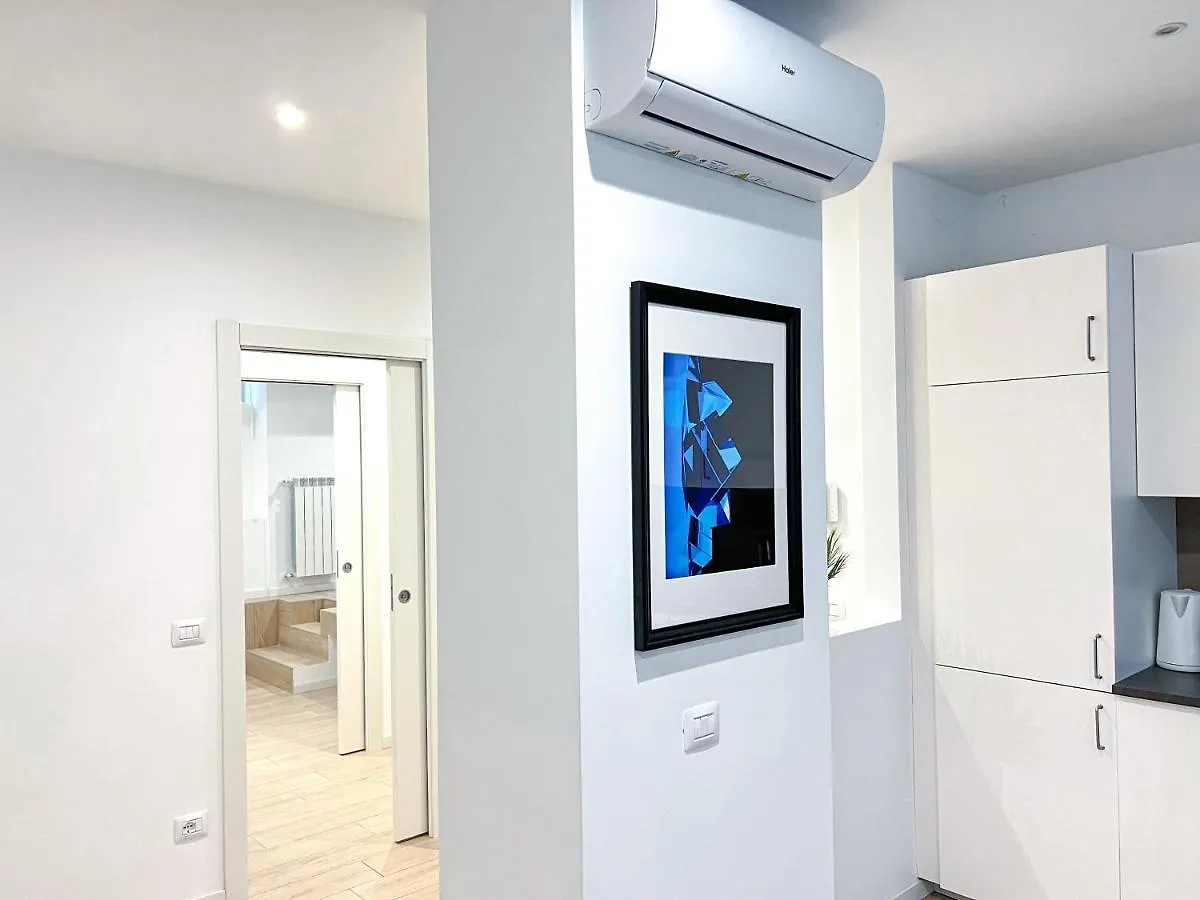 The Boutique Houses Milan - Sapphire Suite