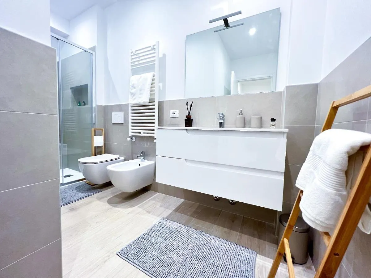 The Boutique Houses Milan - Sapphire Suite